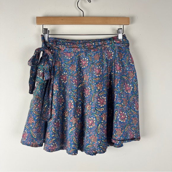 2/$20 Earthbound Paisley Skirt NWT S - Picture 3 of 3